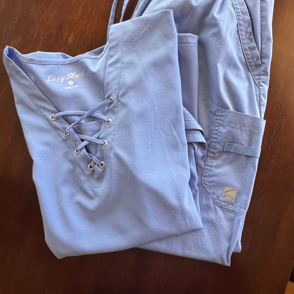 Easy Stretch Women's Sky Blue Scrub Set